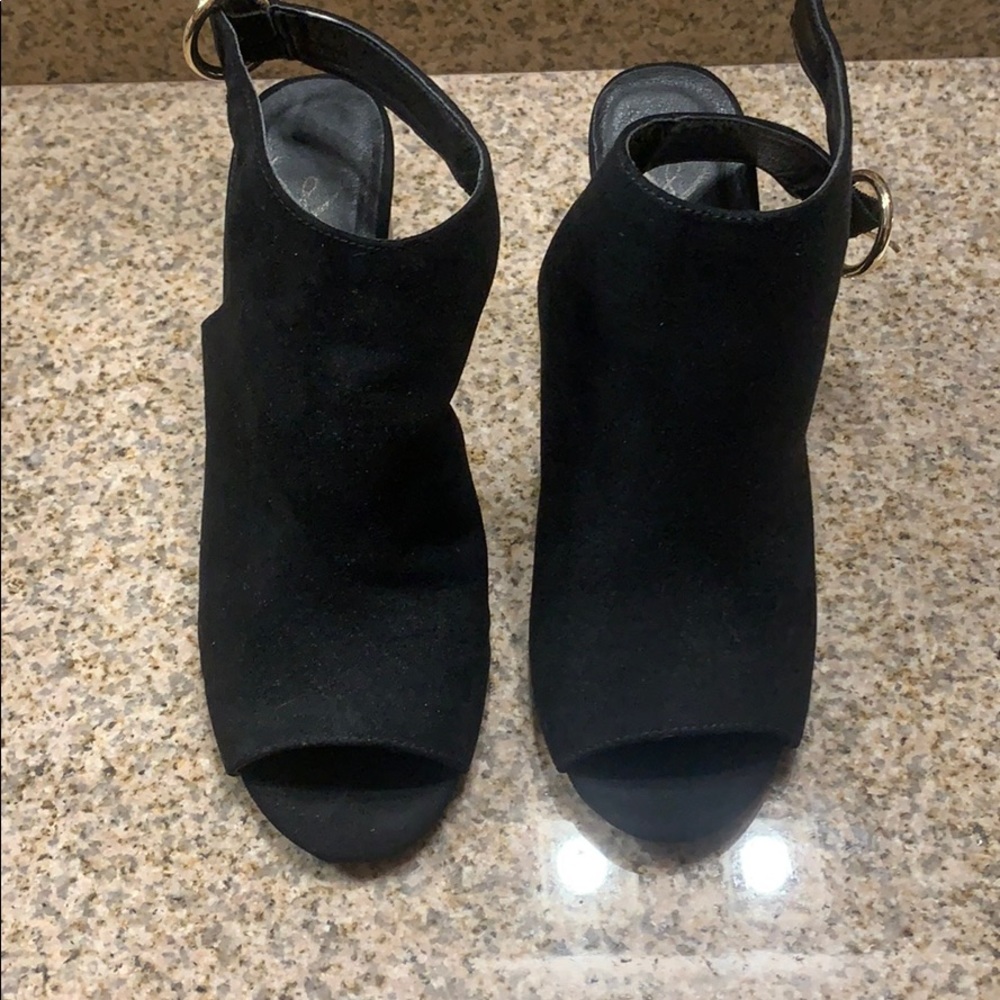 Black heels
